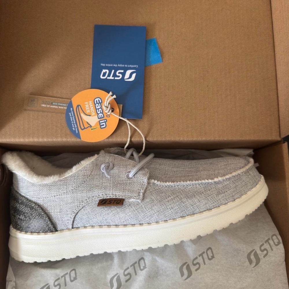 STQ Shoes womens 6 & 6.5